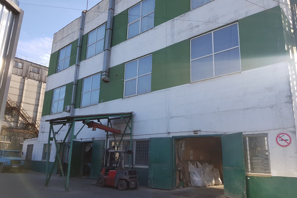 Продажа завода по производству сухих кормовых добавок, премиксов, БМВД